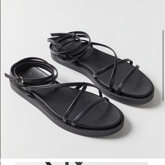 NWT UO Strappy Wrap Sandals, Faux Leather Minimal - Picture 2 of 3